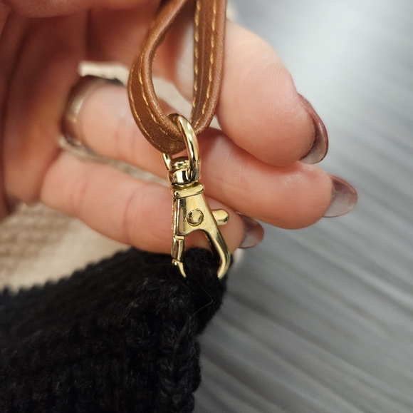 Frida Kahlo Handcrafted Floral Crochet Bag Set - Picture 5 of 16